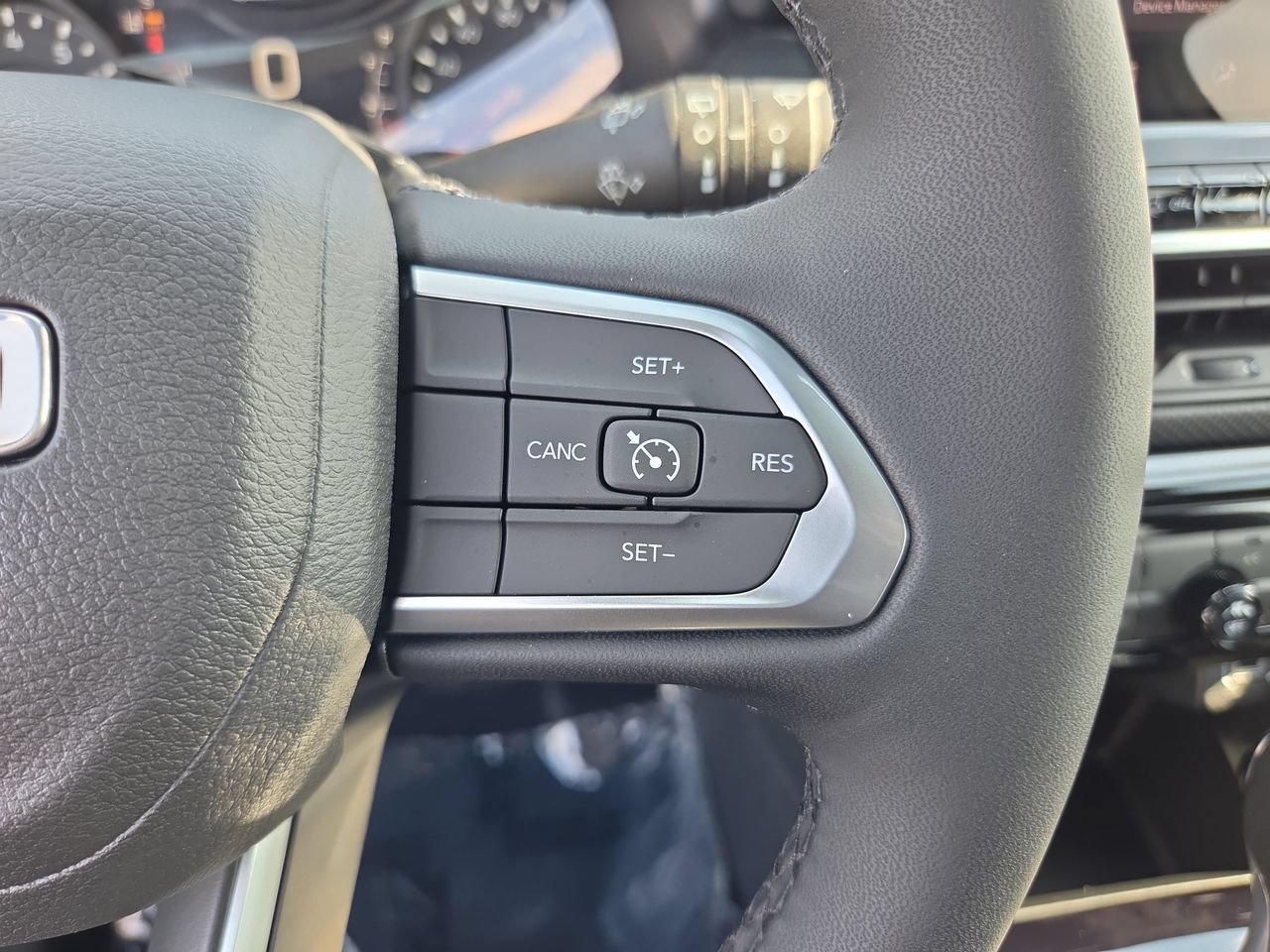 New 2026 Jeep Compass Latitude AWD/4WD image 26