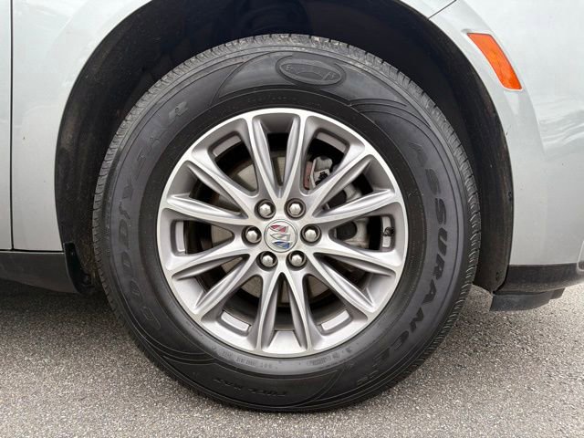 Used 2023 Buick Enclave Essence AWD/4WD image 17