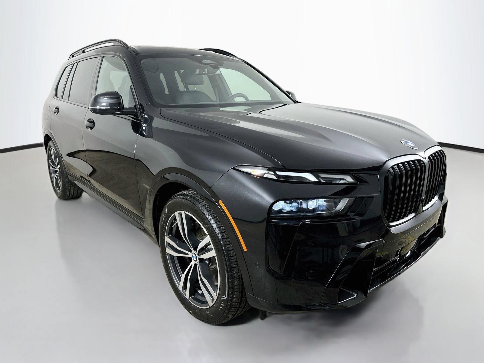 New 2027 BMW X7 xDrive40i w/ M Sport Package AWD/4WD image 3