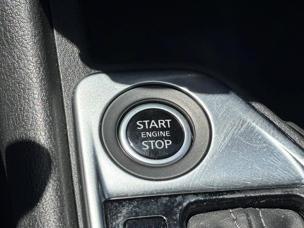 Used 2024 Nissan Sentra SV FWD image 17