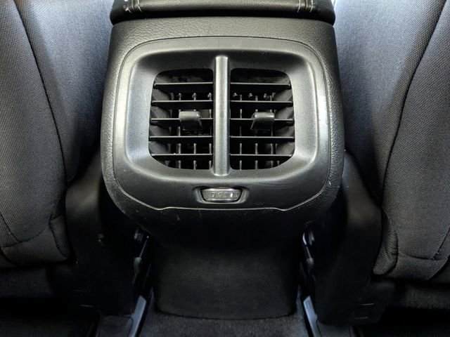 Used 2019 Jeep Cherokee Latitude w/ Popular Appearance Group FWD image 16