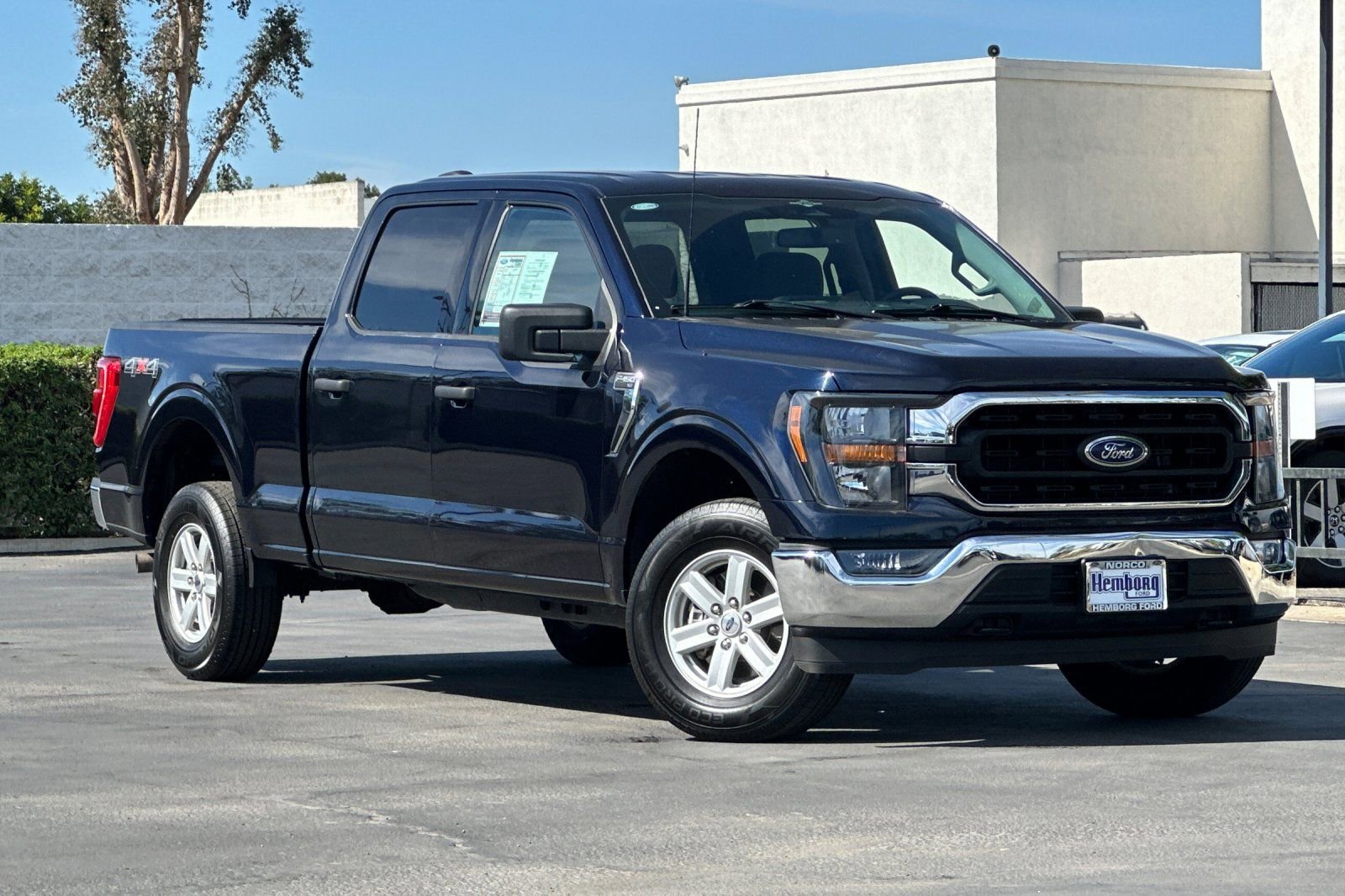 Used 2023 Ford F150 Lariat image 2