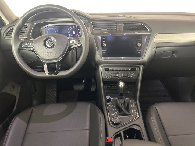 Used 2020 Volkswagen Tiguan SEL image 13