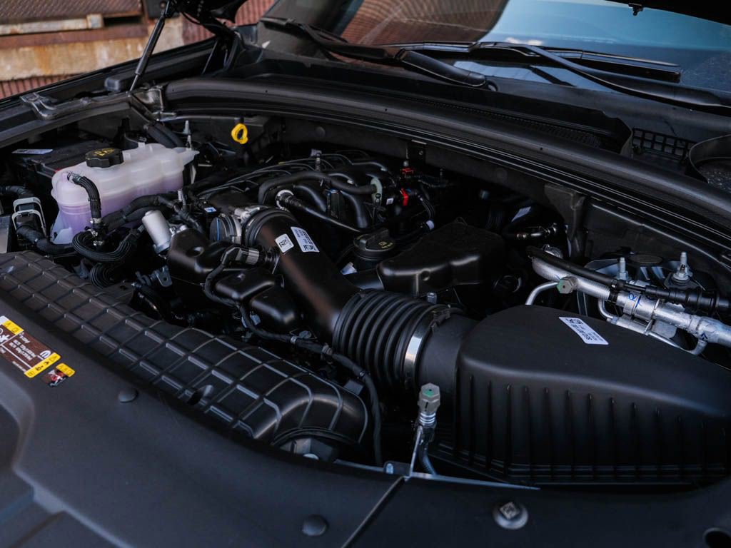 New 2025 Jeep Grand Cherokee Limited w/ Trailer Tow Package AWD/4WD image 7