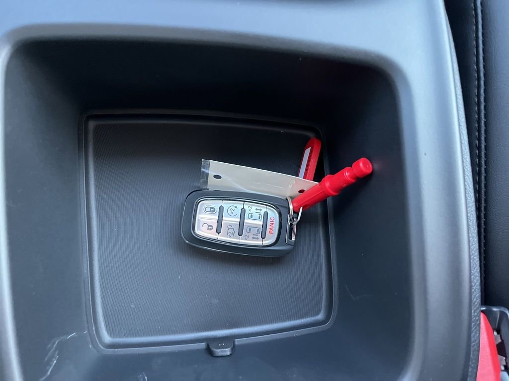 New 2026 Chrysler Pacifica Select w/ S Appearance Package image 63