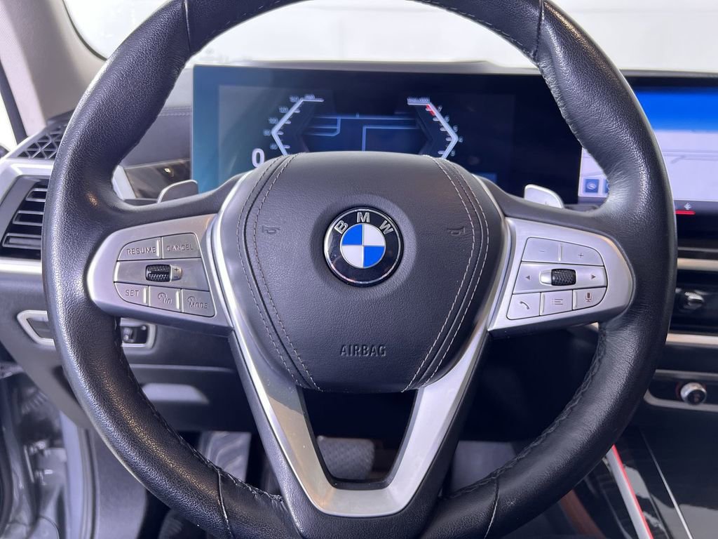Used 2023 BMW X7 xDrive40i w/ Premium Package image 15