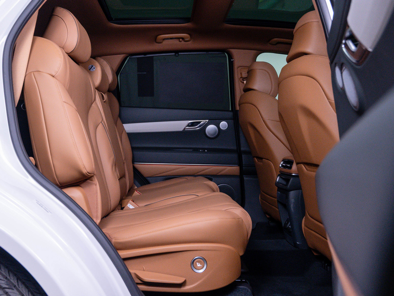 New 2026 Genesis GV80 2.5T Advanced image 13