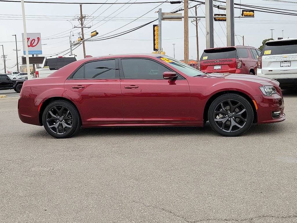 Used 2023 Chrysler 300 Touring L w/ Safetytec Plus Group RWD image 12