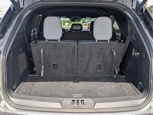 Used 2025 Ford Explorer ST-Line w/ ST-Line Street Pack image 13