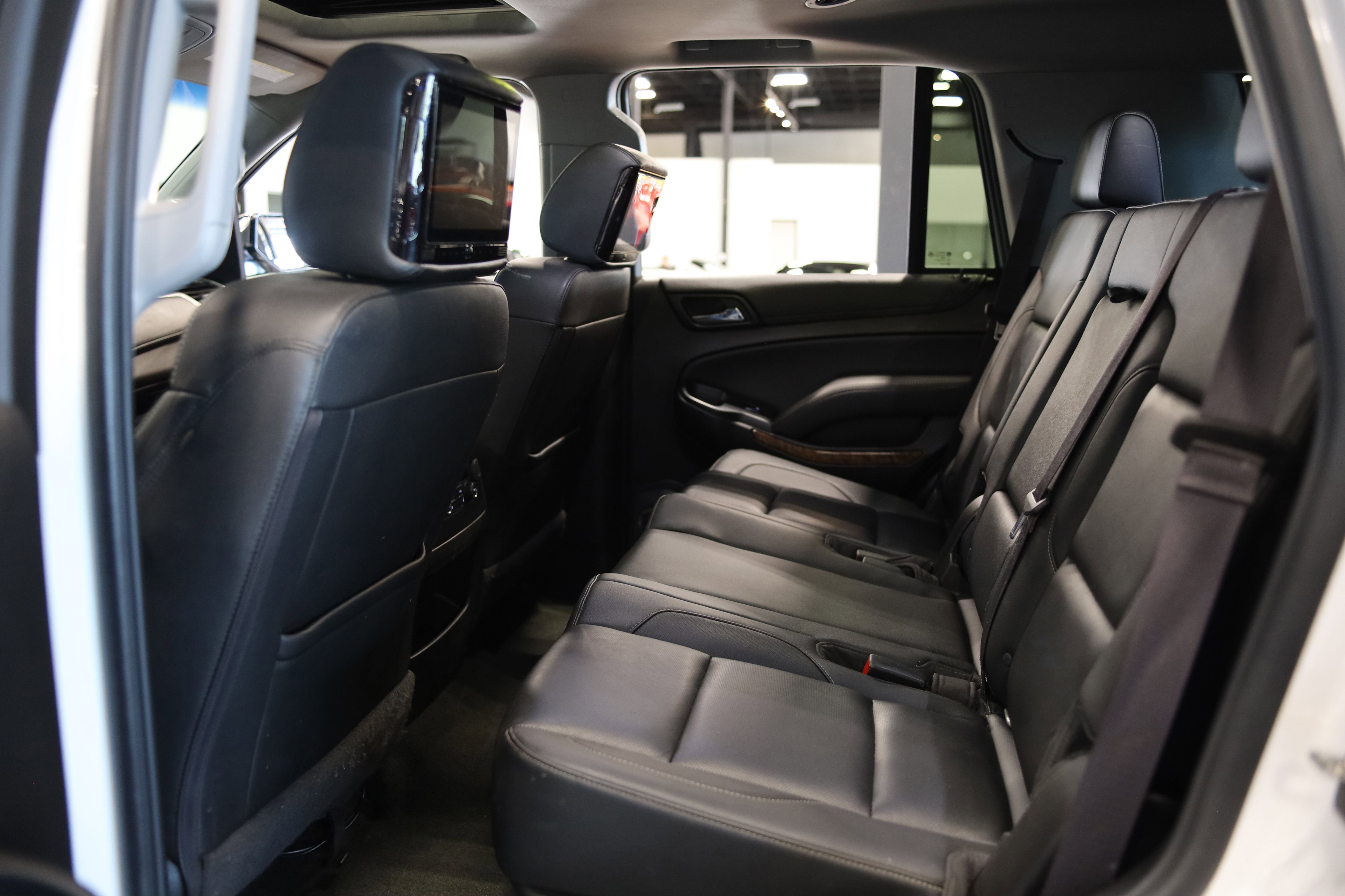 Used 2017 Chevrolet Tahoe Premier w/ Max Trailering Package RWD image 39