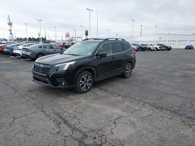 Used 2023 Subaru Forester Limited image 8