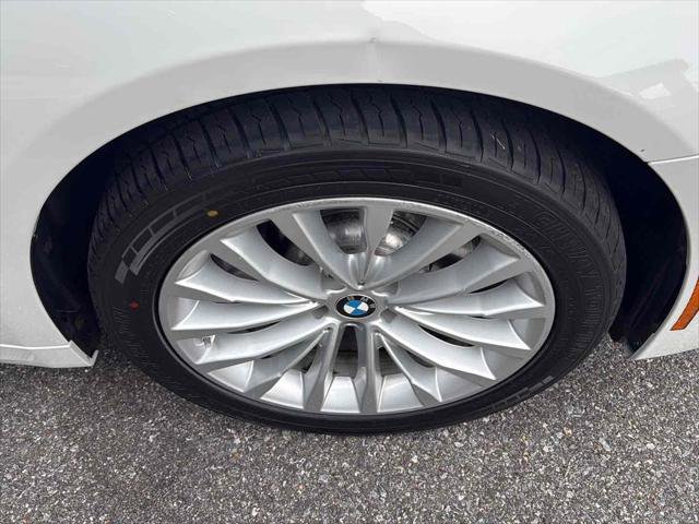 Used 2023 BMW 530i xDrive i xDrive w/ Premium Package image 11