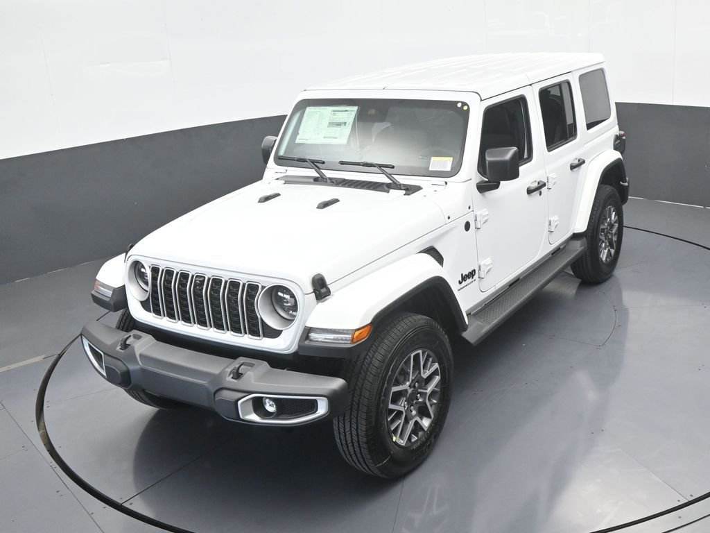 Used 2025 Jeep Wrangler Unlimited Sahara AWD/4WD image 44