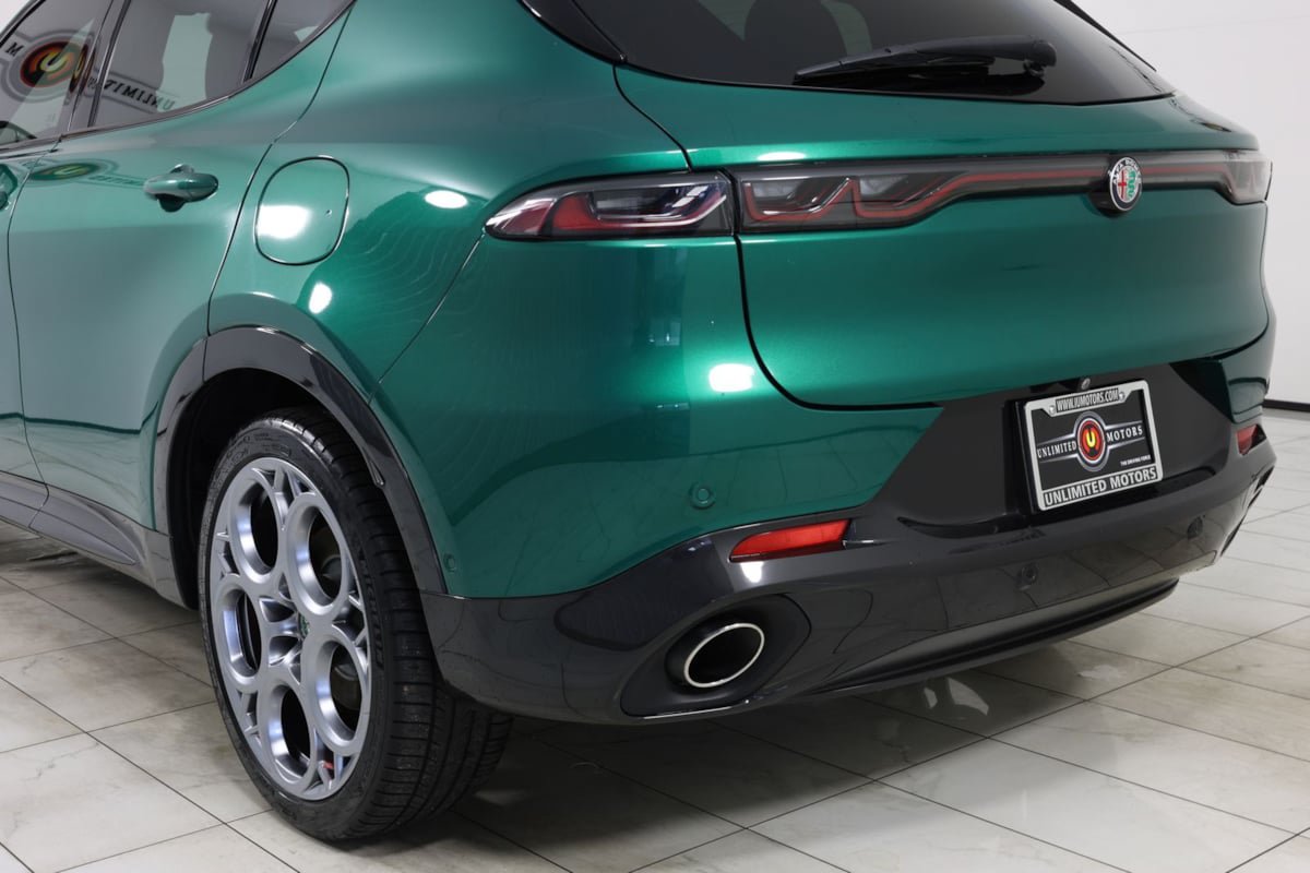 Used 2024 Alfa Romeo Tonale Veloce w/ Active Assist Package AWD/4WD image 47