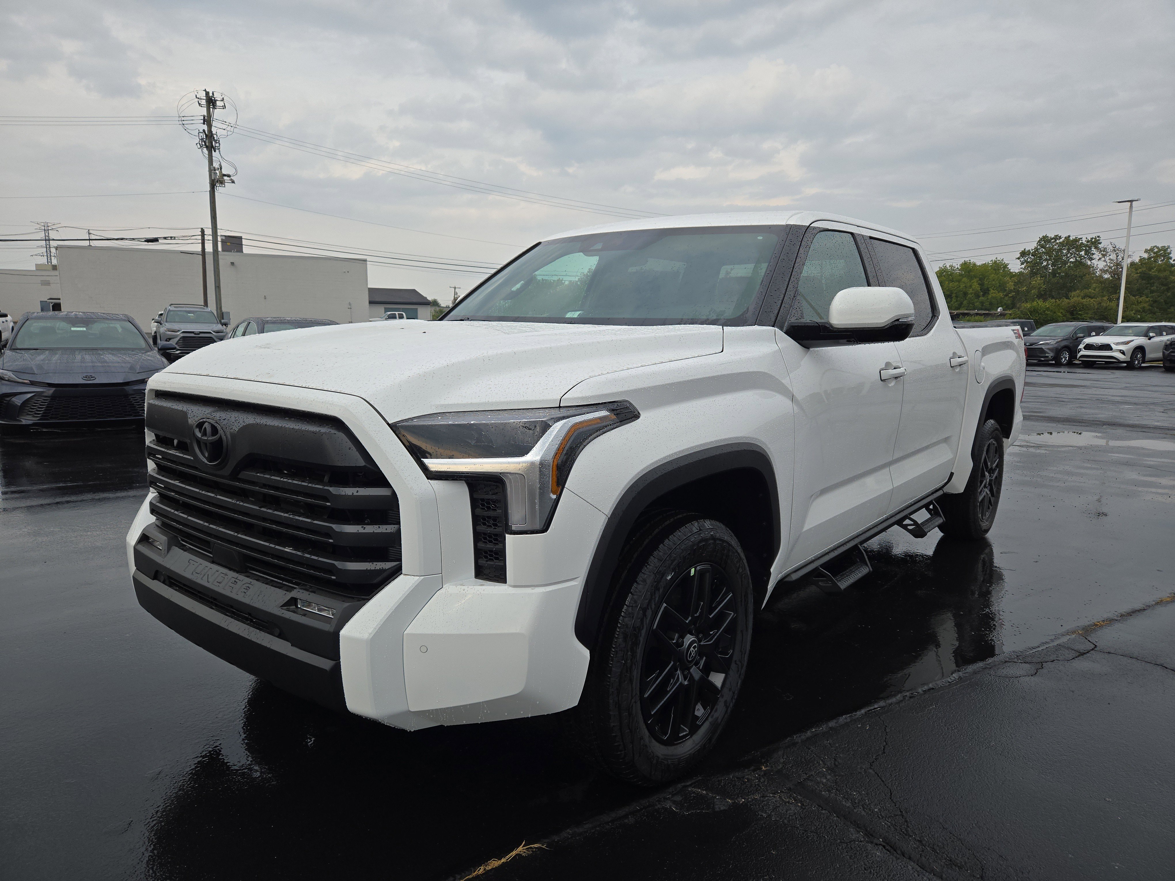 New 2026 Toyota Tundra SR5 image 3