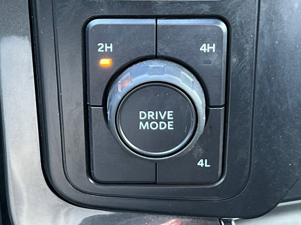 Certified 2023 Ford F150 XLT w/ Equipment Group 302A High image 28