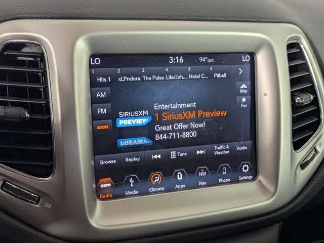 Used 2019 Jeep Compass Latitude w/ Popular Equipment Group FWD image 17