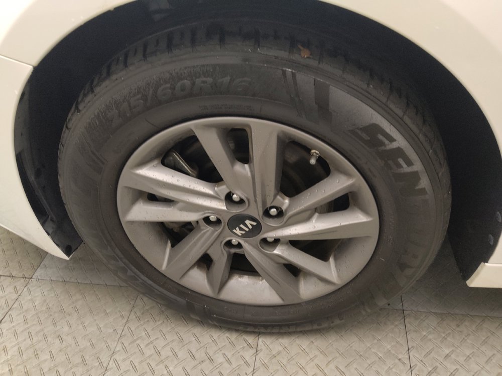 Used 2020 Kia Optima LX FWD image 31