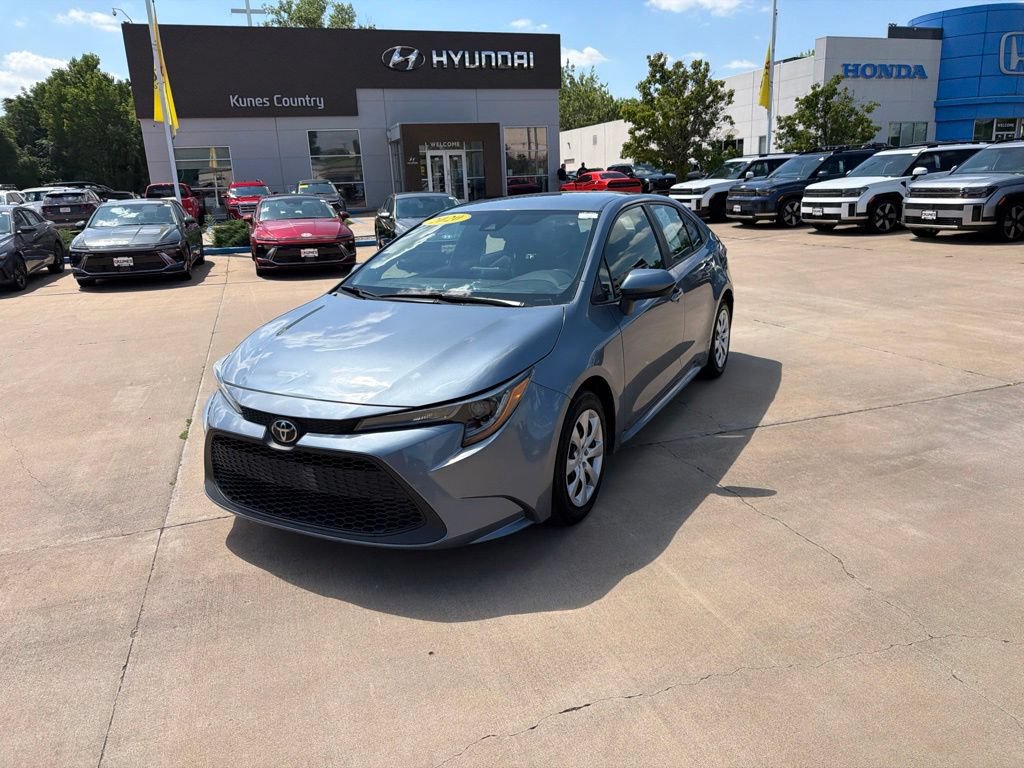 Used 2020 Toyota Corolla LE FWD image 5