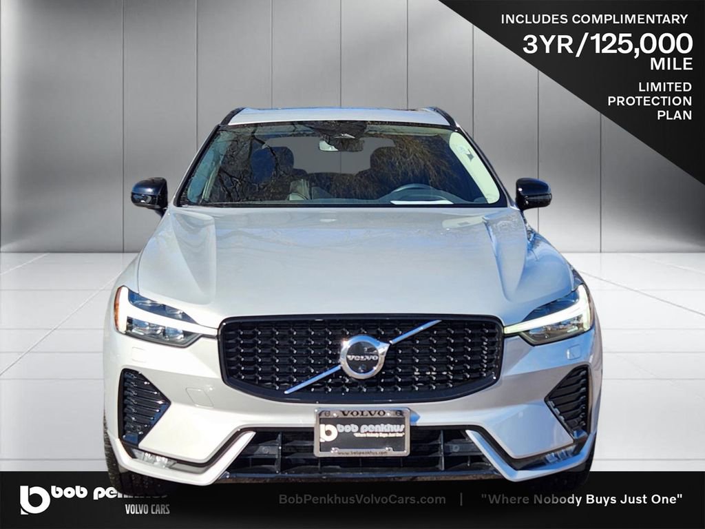 Used 2023 Volvo XC60 B6 Ultimate w/ Climate Package image 21