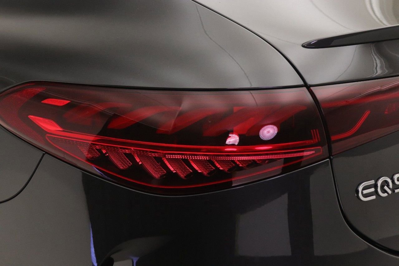 Certified 2023 Mercedes-Benz EQS 580 4MATIC Sedan image 20