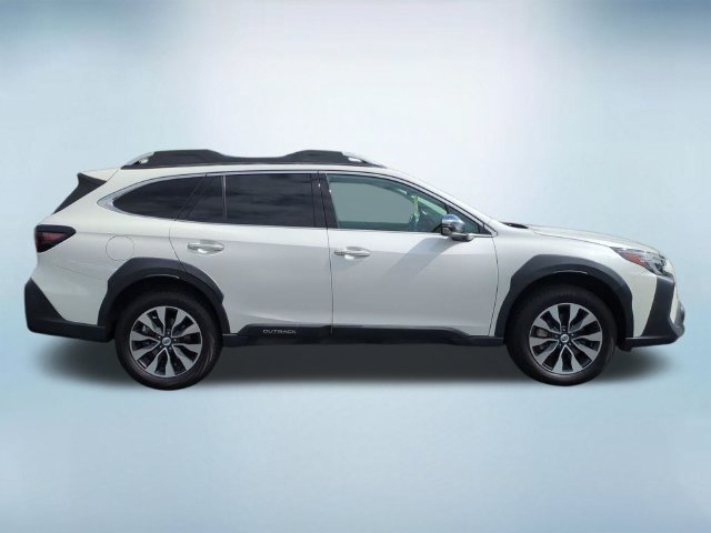 Used 2023 Subaru Outback Touring XT AWD/4WD image 8