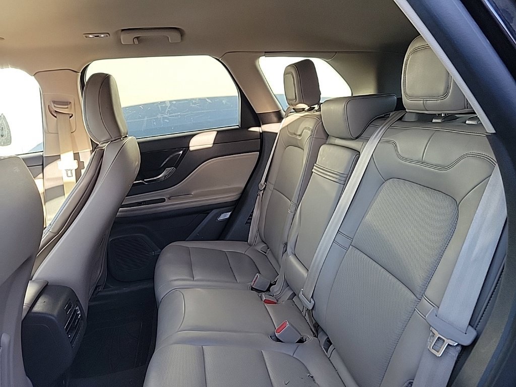 Used 2022 Lincoln Corsair AWD w/ Equipment Group 101A image 12