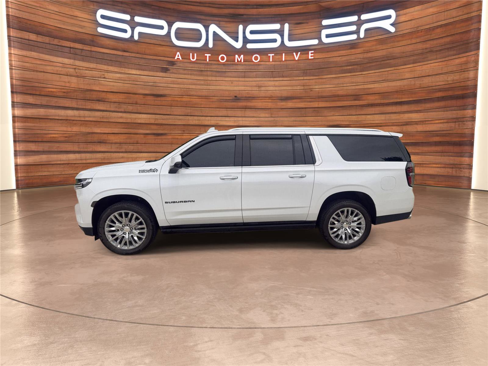 Used 2024 Chevrolet Suburban High Country w/ Premium Package AWD/4WD image 2