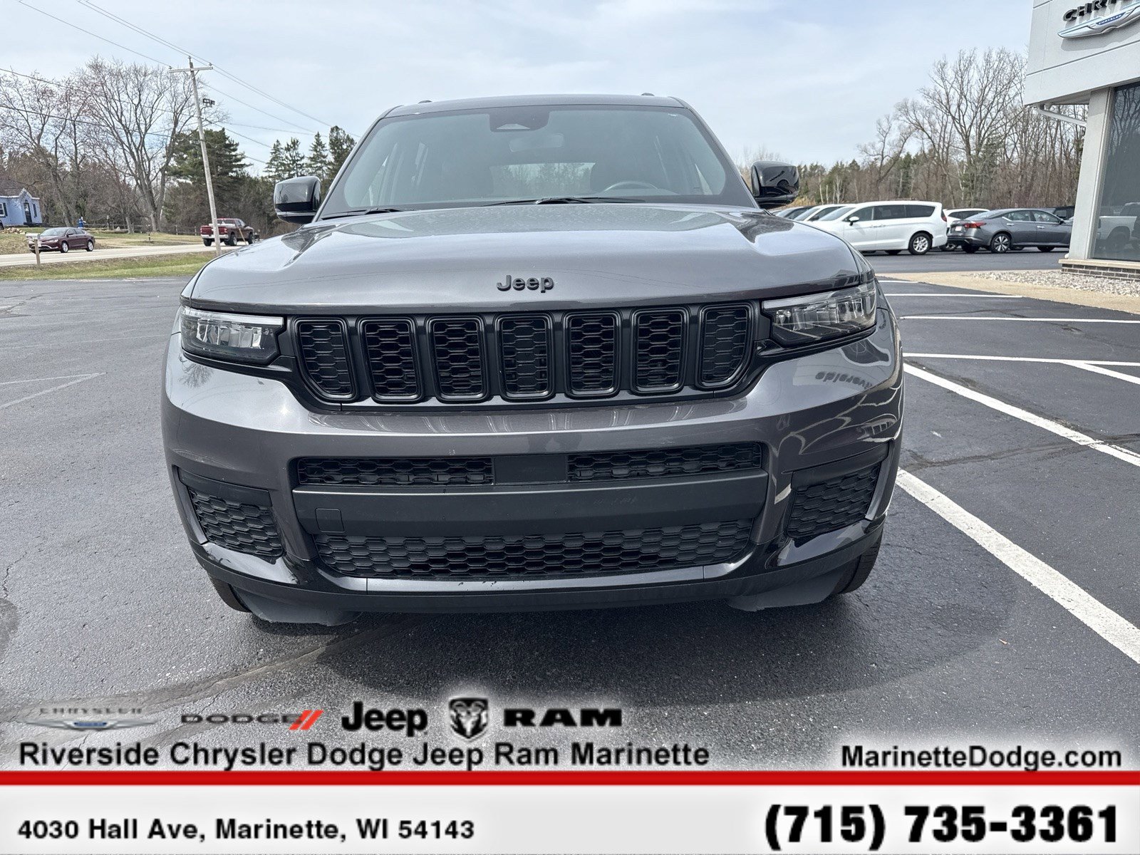 Used 2021 Jeep Grand Cherokee L Laredo image 3