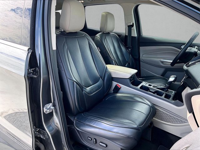 Used 2019 Ford Escape Titanium FWD image 9