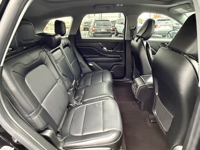 Used 2022 Lincoln Corsair AWD w/ Premium Package image 15