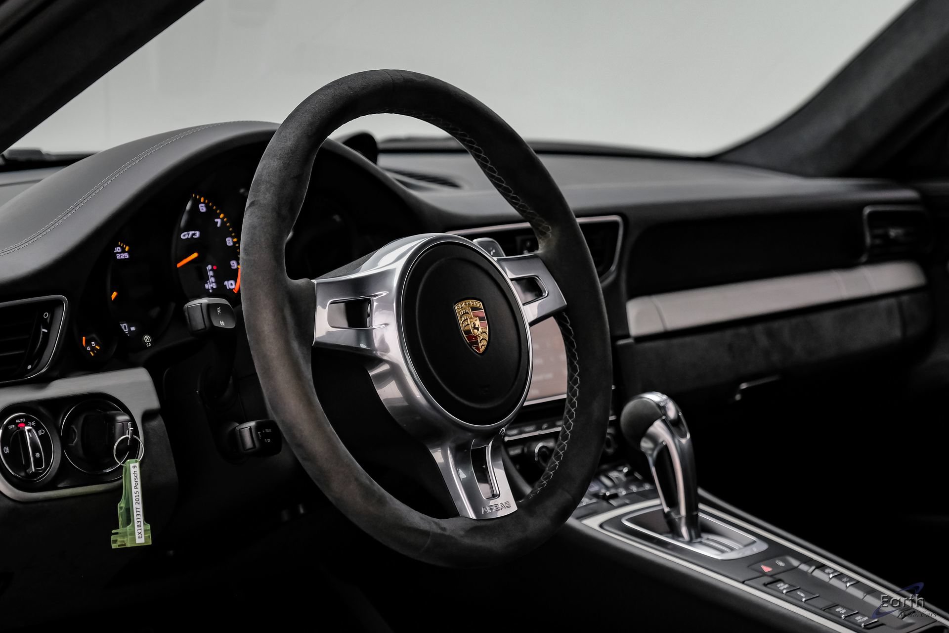 Used 2015 Porsche 911 GT3 RWD image 42