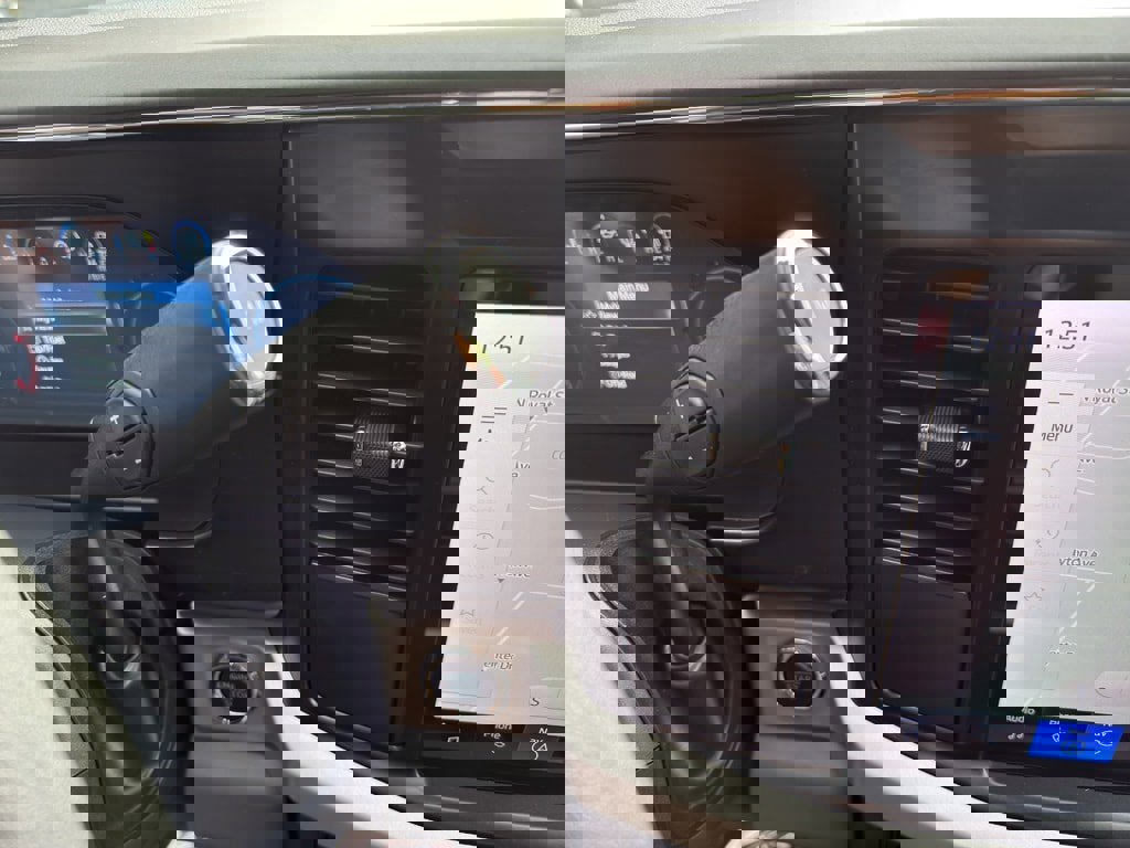 New 2026 Ford F250 XLT w/ XLT Premium Package image 33