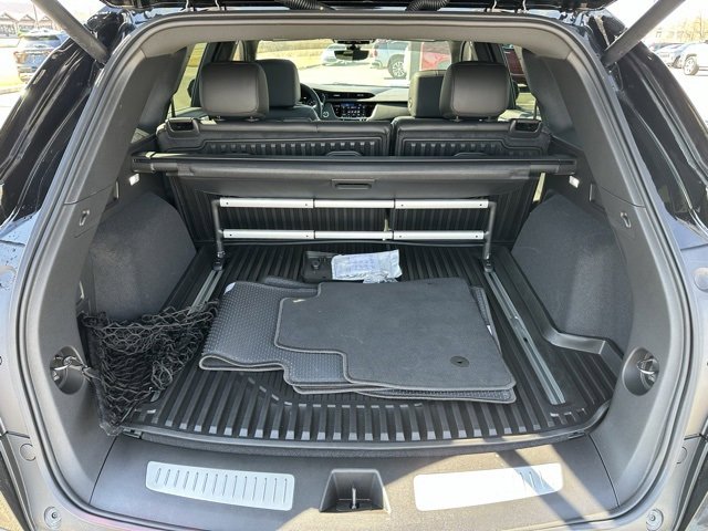 Used 2026 Cadillac XT5 Premium Luxury w/ Driver Assist Package image 18