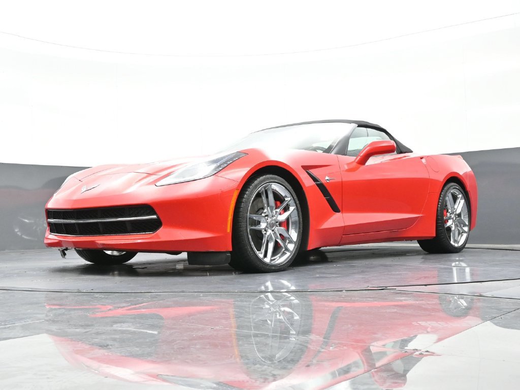 Used 2015 Chevrolet Corvette Stingray Convertible w/ 2LT Preferred Equipment Group RWD image 22