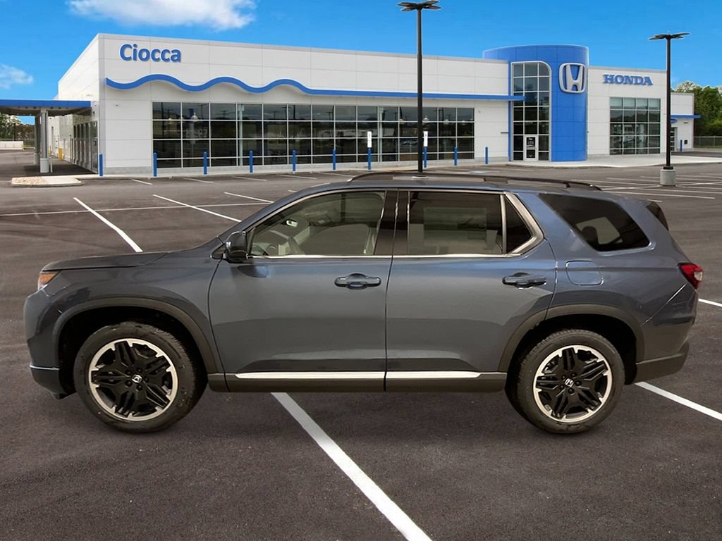 New 2026 Honda Pilot Touring image 2