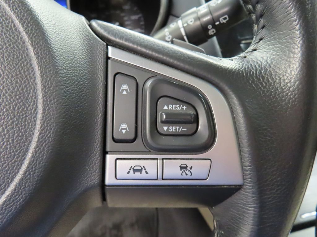 Used 2017 Subaru Outback 2.5i Limited AWD/4WD image 41