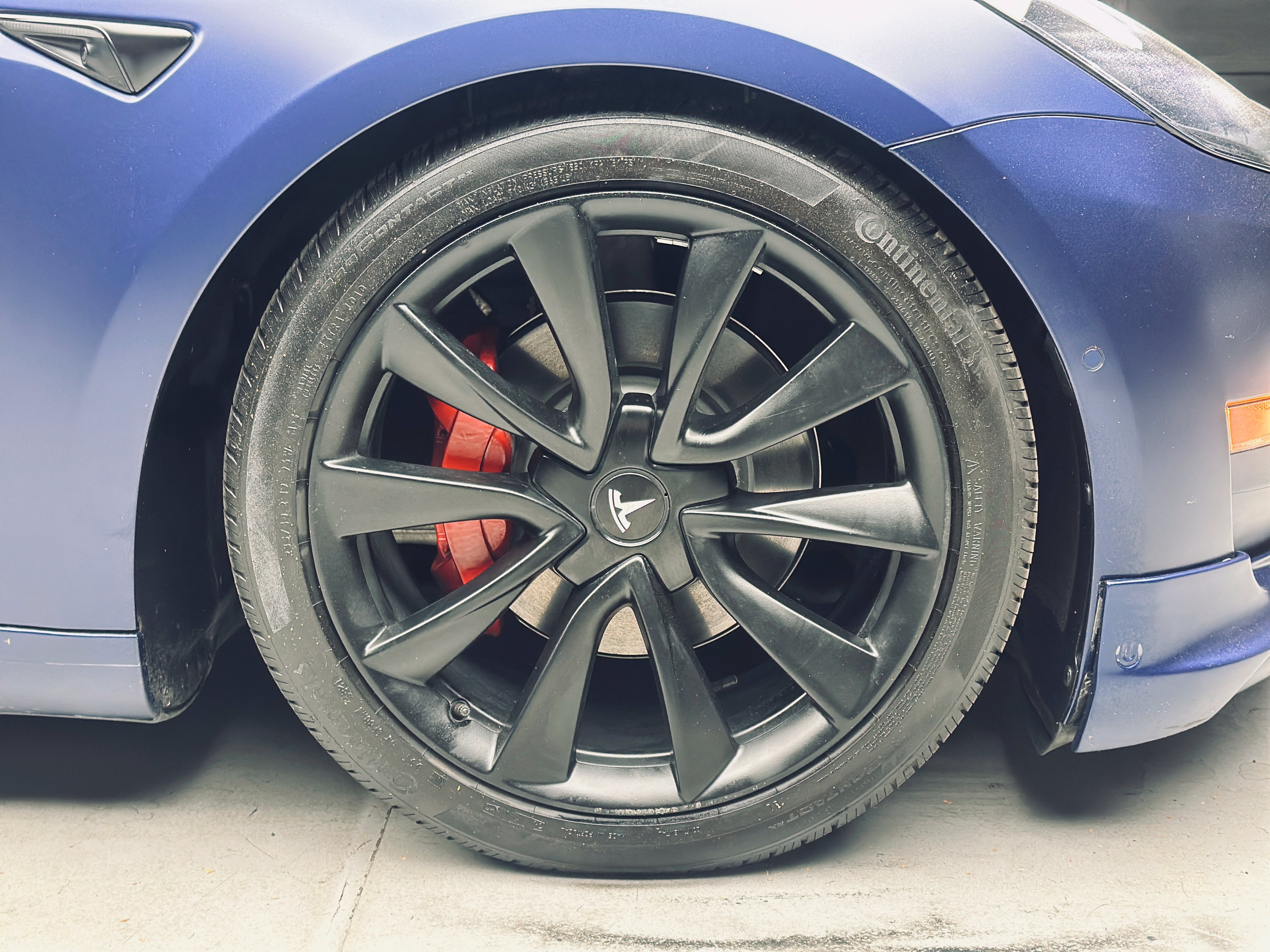 Used 2018 Tesla Model 3 Long Range AWD/4WD image 31