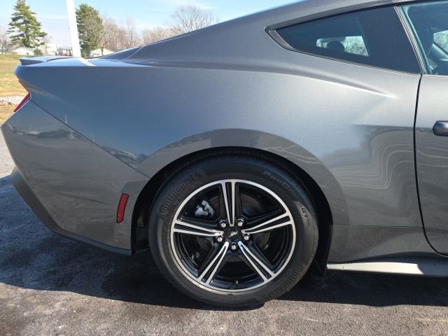 Certified 2025 Ford Mustang Premium image 7