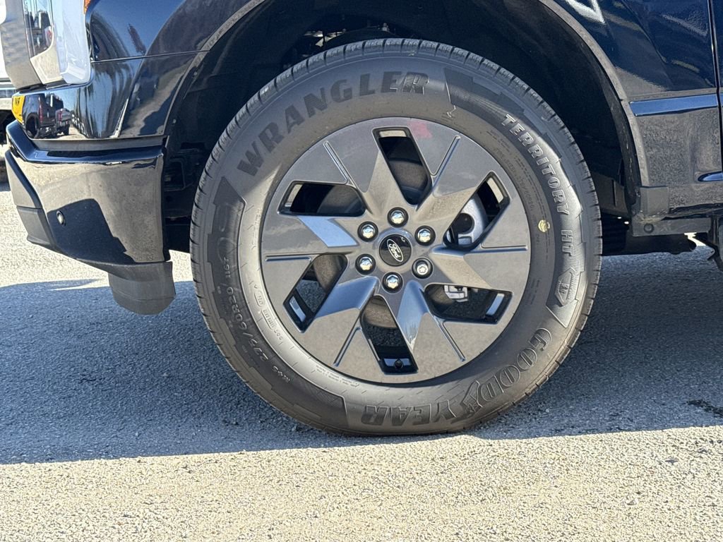 New 2025 Ford F150 Lightning Flash image 9