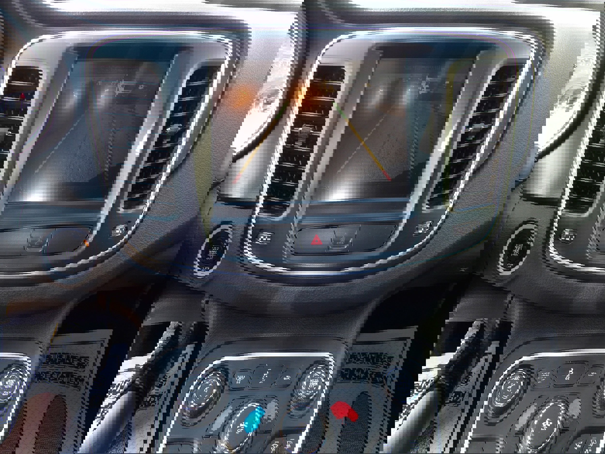 Used 2017 Chrysler 200 Limited Platinum image 17