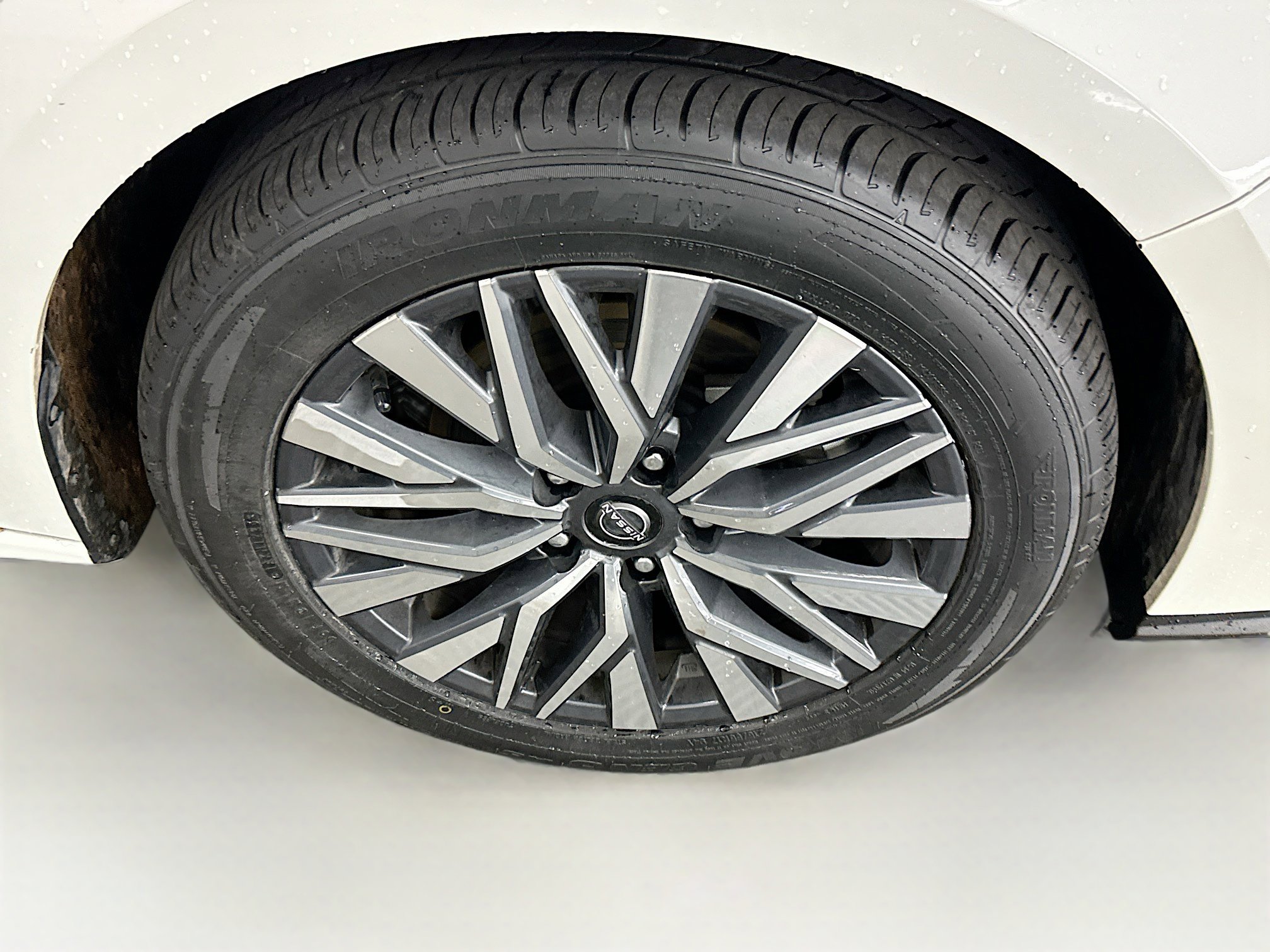 Used 2023 Nissan Altima 2.5 SV image 11