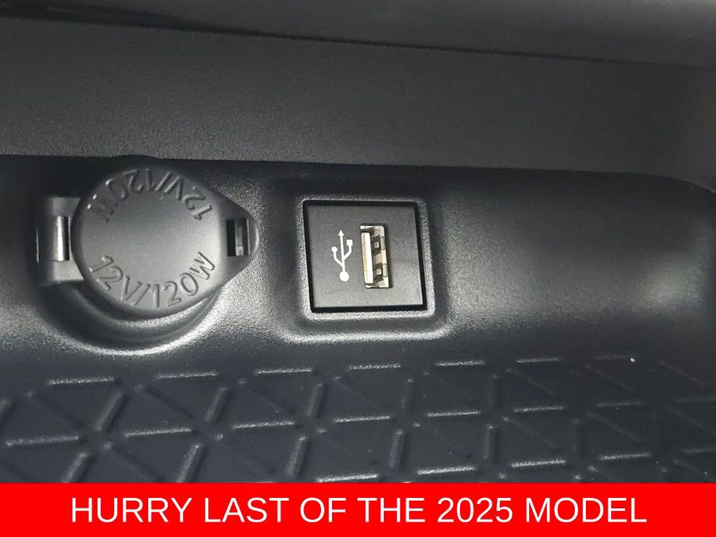 New 2025 Toyota RAV4 XLE image 33