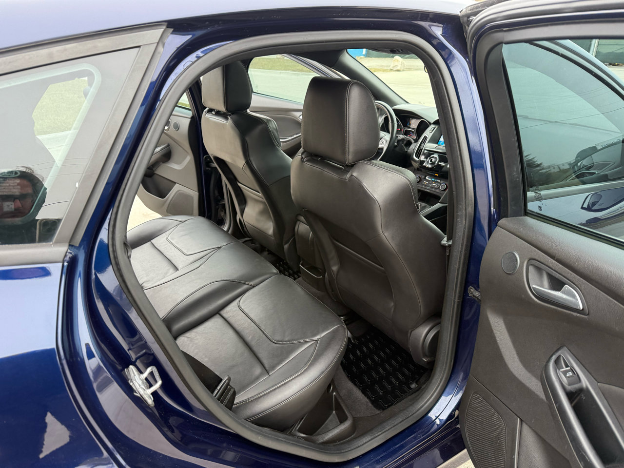 Used 2016 Ford Focus ST w/ Equipment Group 401A image 26