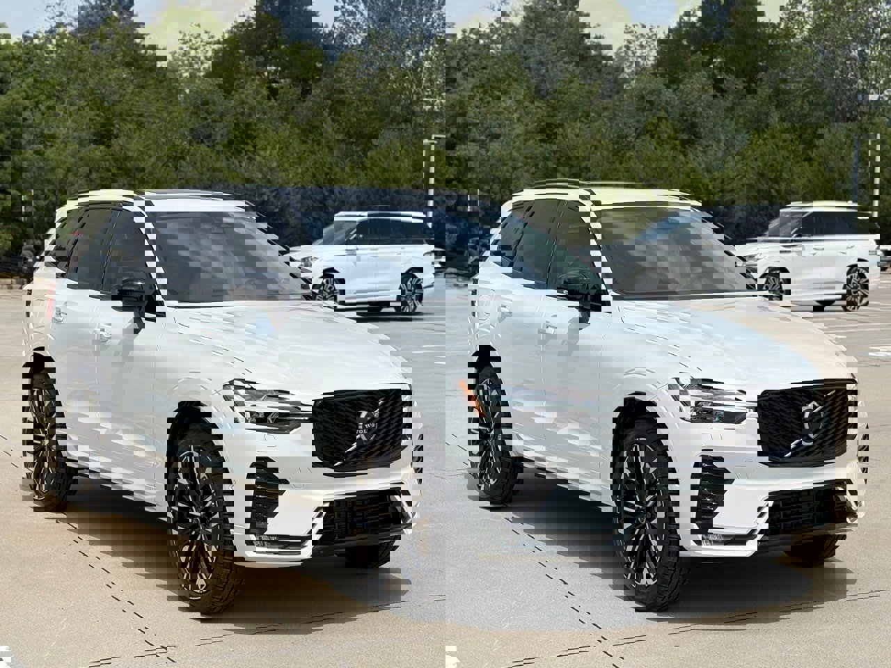 New 2026 Volvo XC60 B5 Ultra w/ Protection Package Premier image 5