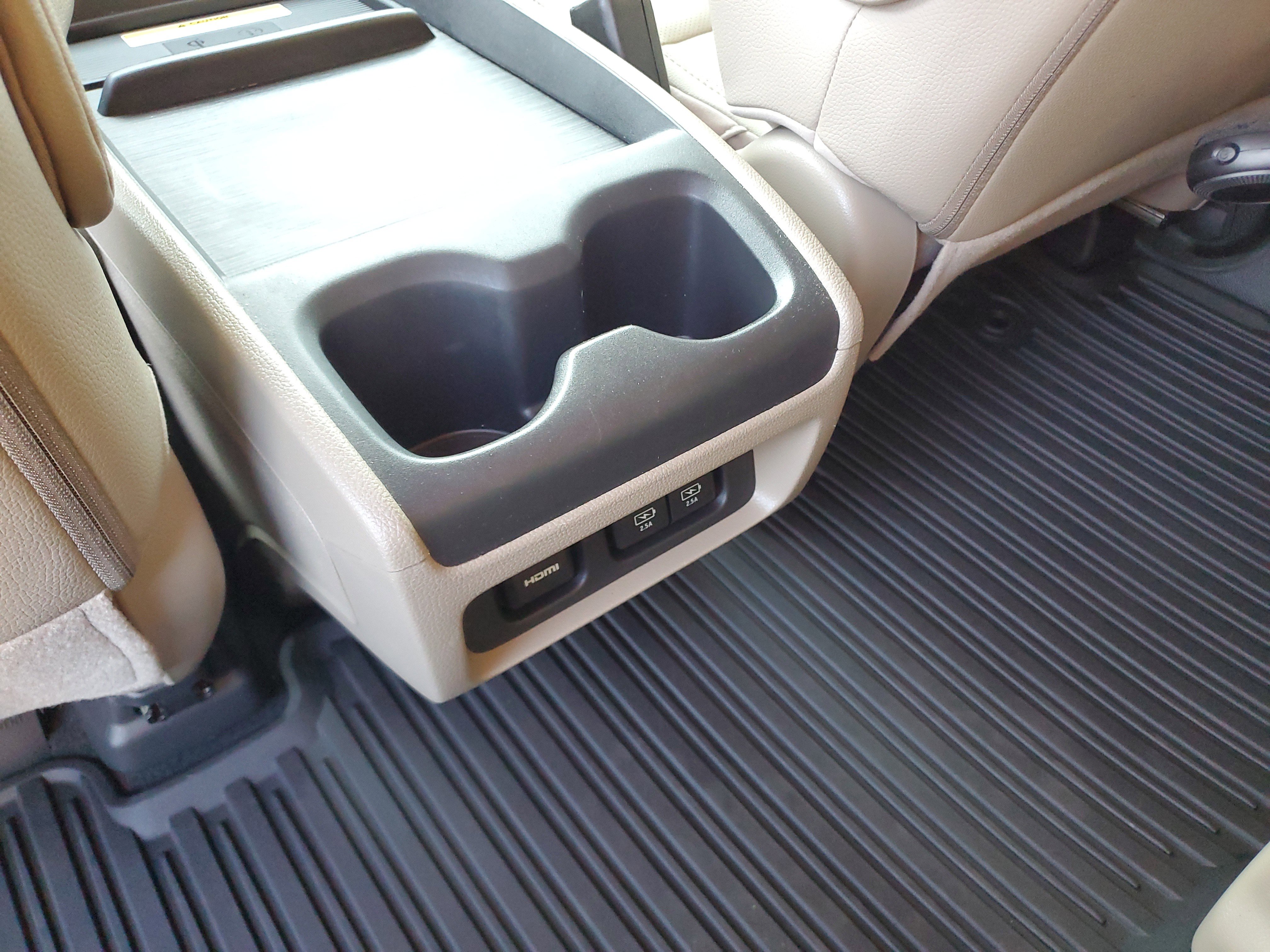 Used 2018 Honda Odyssey Elite image 16