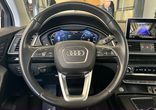 Used 2020 Audi Q5 e Premium w/ Convenience Package AWD/4WD image 36