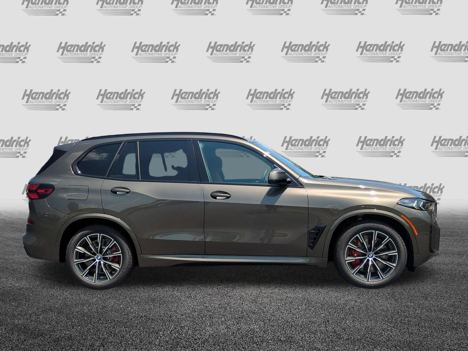 New 2026 BMW X5 xDrive50e w/ M Sport Package AWD/4WD image 11