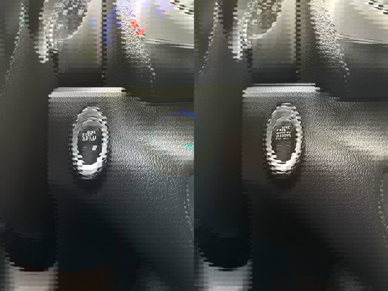 Certified 2024 GMC Terrain SLT image 20