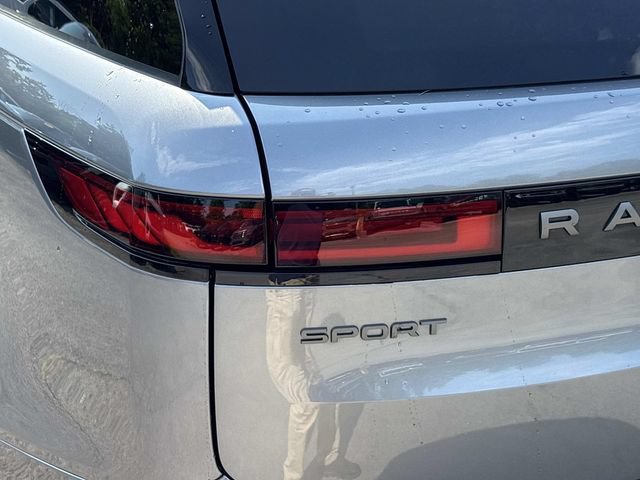 Used 2025 Land Rover Range Rover Sport SE AWD/4WD image 11